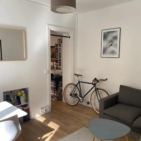 Bright 2-room Fully Equipped - Porte De